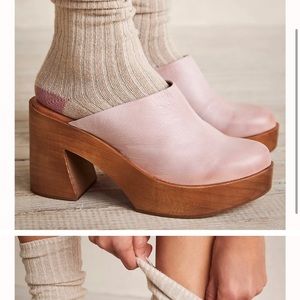 Free People Suki Platform Clogs Pink